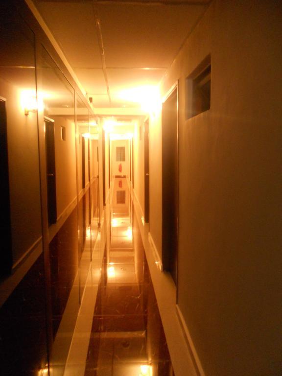Hotel Royal Palm Куала Лумпур Екстериор снимка